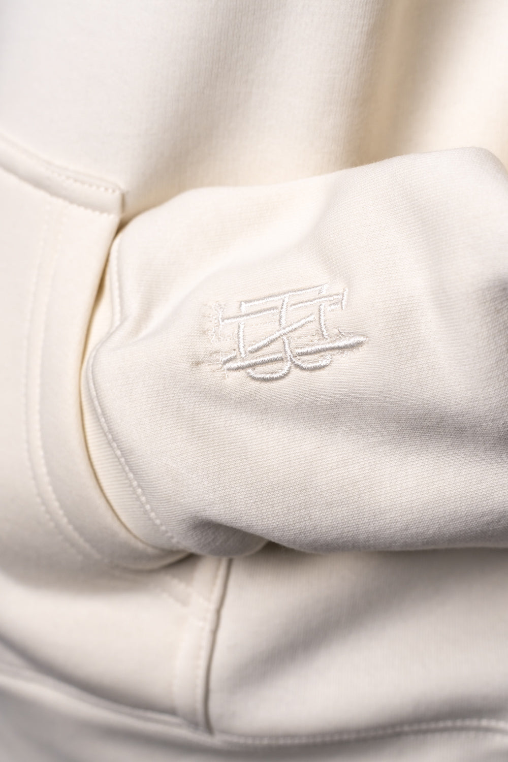 WOMENS happy camper hoodie Bone